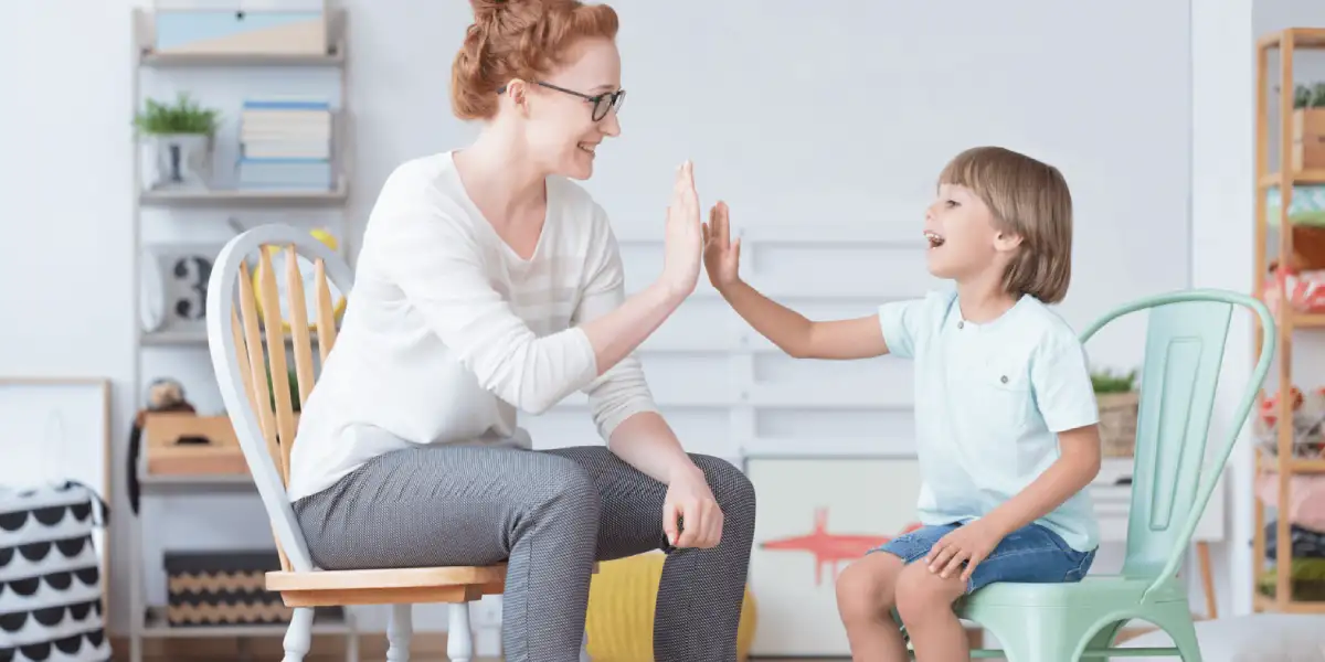 تاثیر بازیهای هوشمند در تقویت مهارتهای اجتماعی و ارتباطی