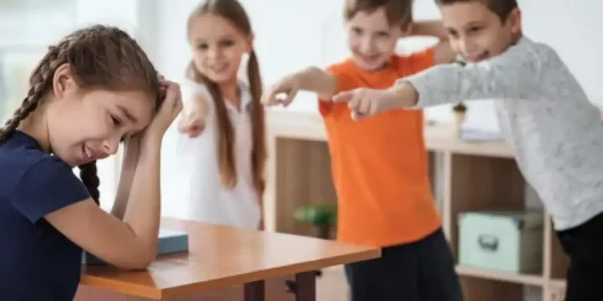 آموزش همدلی و مهارتهای اجتماعی به کودکان